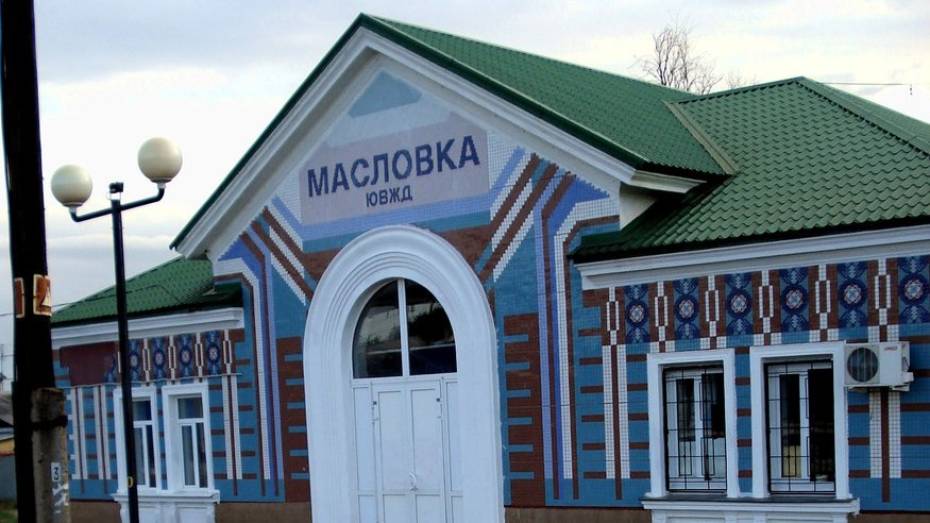 На станции Масловка избили и ограбили воронежца