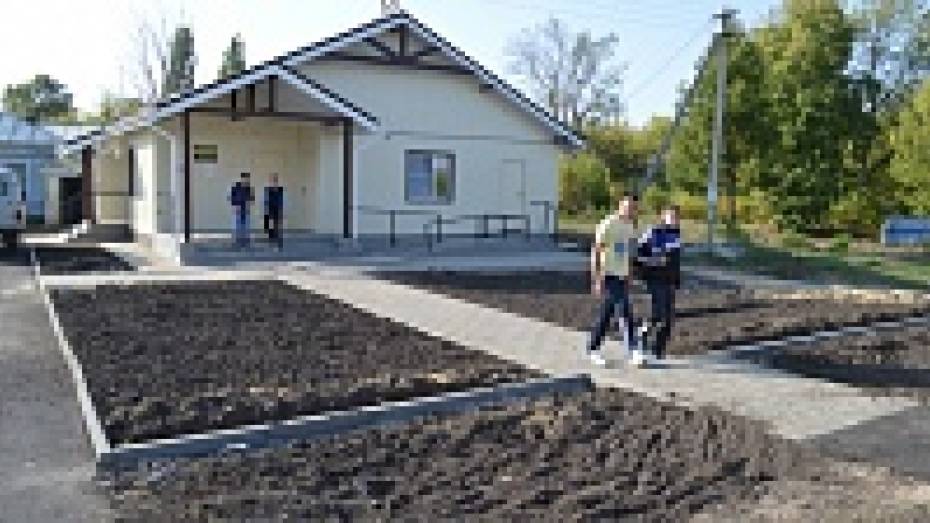 В селе Ростоши Эртильского района открылся новый фельдшерско-акушерский пункт