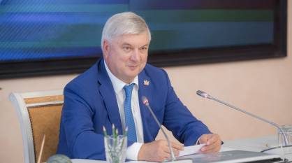 Губернатор Александр Гусев поздравил воронежских энергетиков с профессиональным праздником