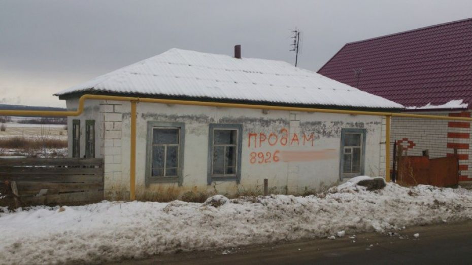 Воронежец фиктивно прописал 26 мигрантов в нежилом доме в Рамони
