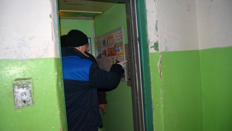 В Россоши возбудили административные дела о ненадлежащем содержании лифтов 