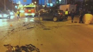 В воронежский микроавтобус с пассажирами врезался Hyundai 