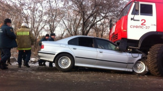 Воронежские пожарные попали в ДТП на улице Острогожской