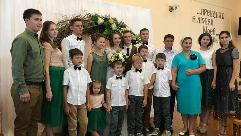 Владимир Путин присвоил звание «Мать-героиня» жительнице Воронежской области