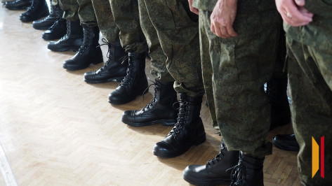 Госдума в первом чтении приняла закон о круглогодичном призыве в армию