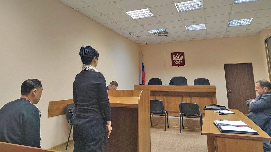 Супруги из Лисок заплатят 300 тыс рублей штрафа за торговлю контрафактным табаком