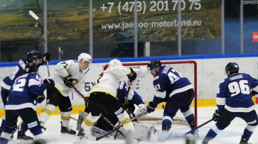 Воронежский «Буран» проиграл домашний матч пензенскому «Дизелю»