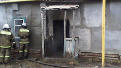 В Воронежской области 35-летний мужчина погиб на пожаре в собственном доме