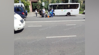В Воронеже на улице 20-летия Октября автобус сбил женщину