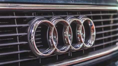 Воронежского опера обвинили в попытке украсть Audi A4 у подозреваемого