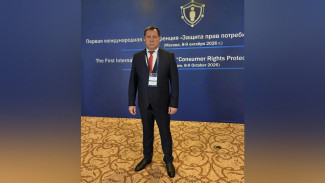 Глава Хохольского района Михаил Ельчанинов в Москве поделился опытом бережливого управления