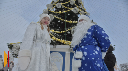 На площади Ленина прошел парад Дедов Морозов: фоторепортаж РИА «Воронеж»