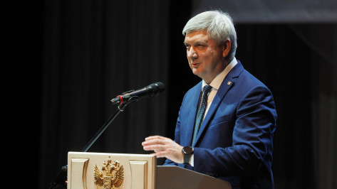 Губернатор Александр Гусев поздравил воронежских предпринимателей
