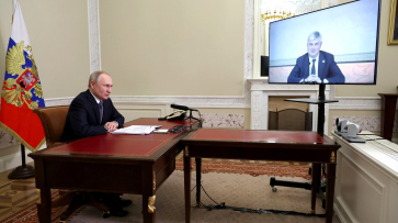 Владимир Путин провел рабочую встречу с воронежским губернатором Александром Гусевым