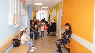 В поселке Хохольский завершили капремонт детской поликлиники