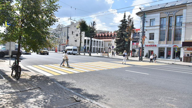 Дорожную разметку в центре Воронежа обновят к майским праздникам