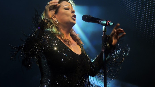 Поп-дива Сандра в Воронеже дала мужу повод для ревности