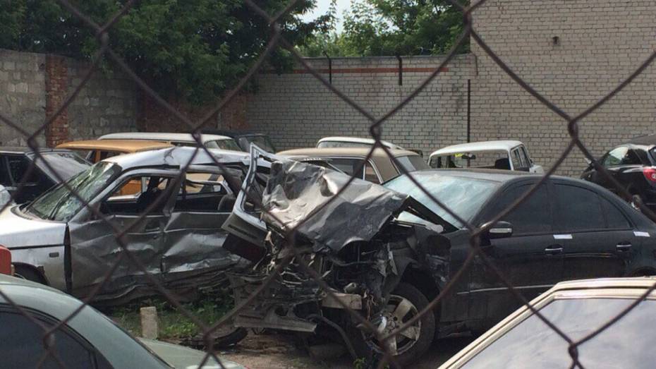 Следователи возбудили дело по факту резонансного ДТП с 3 погибшими в Воронежской области 