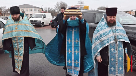 Ковчег с частицей Пояса Пресвятой Богородицы привезли в Бутурлиновку