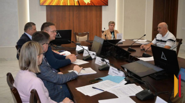 Министр природных ресурсов и экологии Воронежской области Наталья Ветер провела прием граждан в Калаче