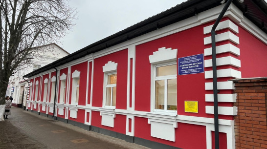 В Павловске после масштабного обновления открылась школа искусств