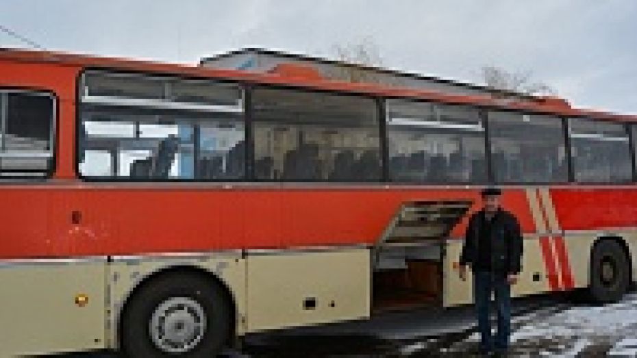 В Россошанском районе временно приостановлена работа автобусного маршрута «Россошь – Луганск» 