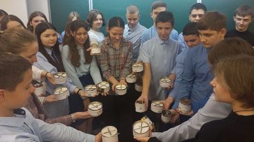 Подгоренские школьники изготовили более 800 окопных свечей для участников СВО