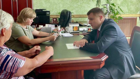 Депутат гордумы обсудил состояние воронежской реки Тавровка с главой департамента экологии