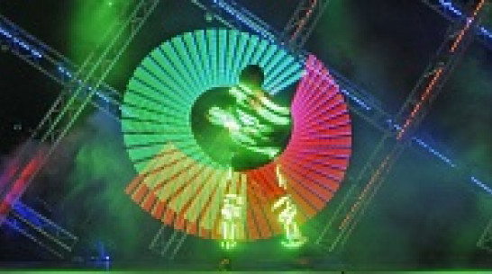 На ежегодный фестиваль светодиодного шоу в Воронеж съехались лучшие артисты ЦФО 