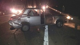 В Богучарском районе столкнулись «ВАЗ-2107» и «Лада Калина»