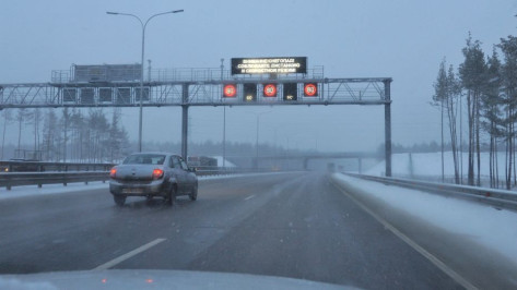 Автомобилистов предупредили о снегопаде на трассе М-4 «Дон» в Воронежской области