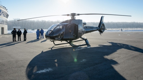 Вертолет Воронежского центра медицины катастроф доставил в Москву тяжелобольного подростка 