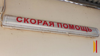 В Воронеже женщину переехал трактор