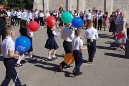 Воронежские родители уже получили выплаты к новому учебному году на 2,6 млрд рублей