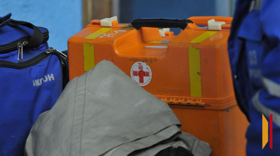 Момент наезда КамАЗа на 2-летнюю девочку в Воронеже попал на видео