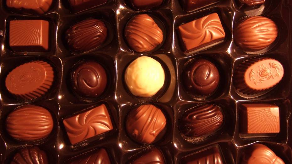 В Воронеже экс-начальник отдела кондитерской фабрики получила 7 лет колонии за подкуп