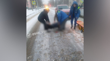 В Левобережном районе Воронежа днем 25 января сбили женщину