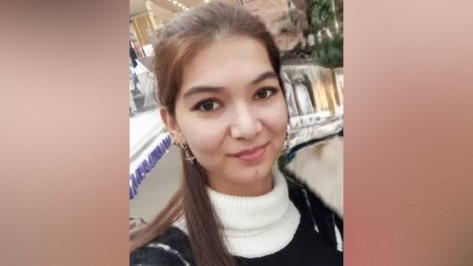 В Воронеже пропала 18-летняя студентка с каштановыми волосами