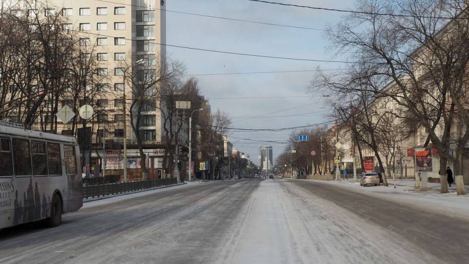Без машин и мусора. Как выглядел Воронеж после новогодней ночи