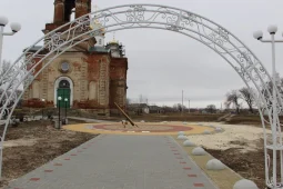 Солнечные часы появились в сквере новохоперского села Пыховка