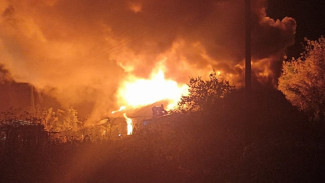 В Воронежской области в сгоревшем бараке обнаружили труп 52-летнего мужчины