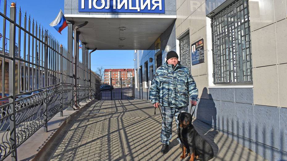 Служебная собака из Лисок помогла полицейским обнаружить крупную партию наркотиков