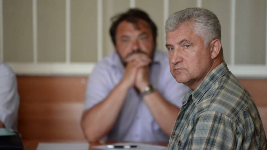 Суд отказался смягчить наказание экс-главе воронежского УФМС