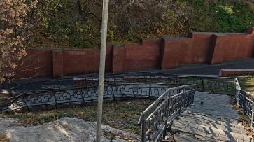 Стало известно, когда в Воронеже починят лестницу возле Каменного моста