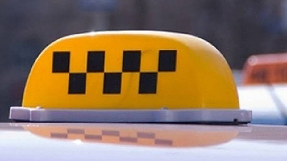 В Воронежской области таксист умер на работе