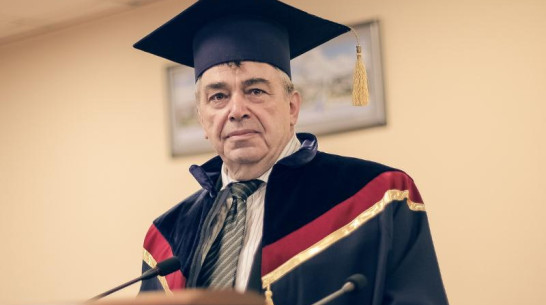 Известный математик Виктор Бухштабер стал Почетным доктором ВГУ