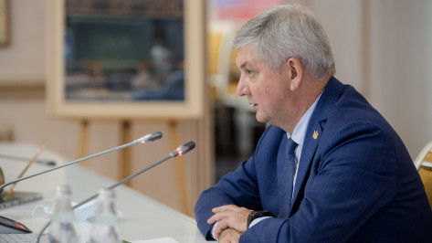 Губернатор Воронежской области поддержал предложение по перераспределению полномочий в сфере ТКО