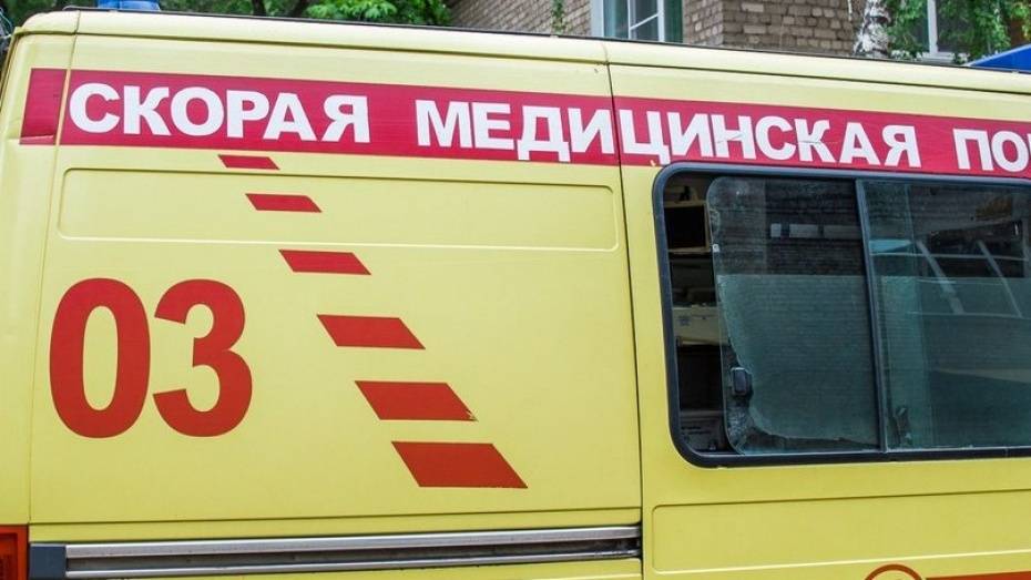 В Богучарском районе опрокинулся ВАЗ: пострадал 21-летний житель Карачаево-Черкесии