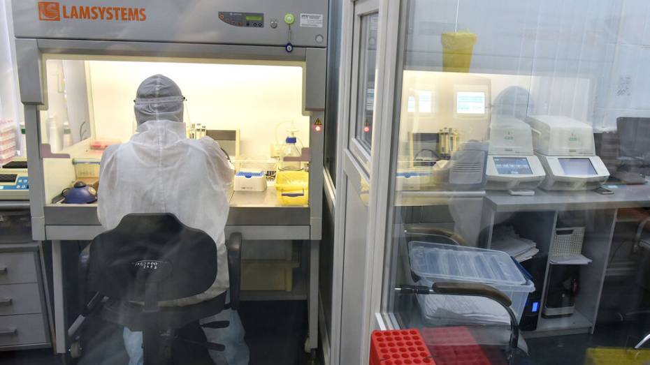 Более 3,7 тыс воронежских медиков заразились коронавирусом на работе