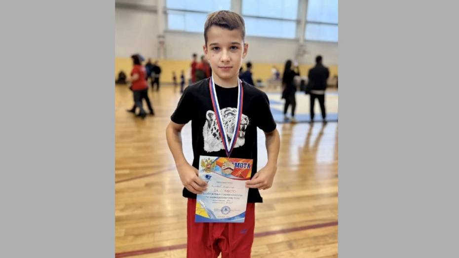 Борисоглебец стал серебряным призером областных соревнований по универсальному бою